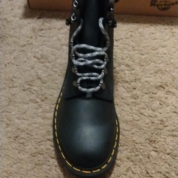 NIB Dr. Martens 1460 Serena Collar Combat Boots - Picture 8 of 11